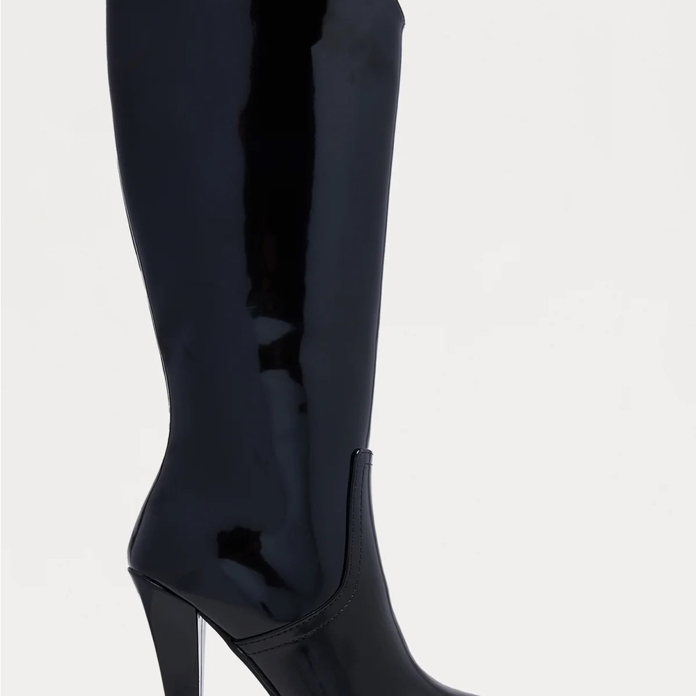 Elegant Black Women's Boots